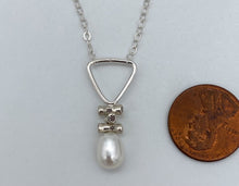 Load image into Gallery viewer, Pearl and Thai silver necklace
