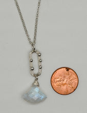 Load image into Gallery viewer, Rainbow moonstone necklace
