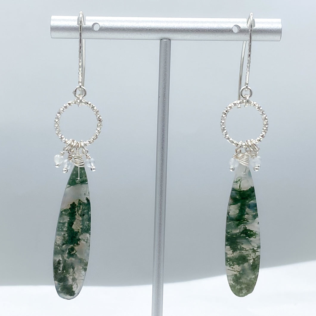 Moss agate, chalcedony, and silver earrings￼
