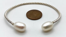 Load image into Gallery viewer, Pearl and silver cuff bracelet
