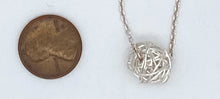 Load image into Gallery viewer, Wire ball necklace
