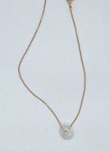 Load image into Gallery viewer, Floating stone necklace
