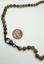 Load image into Gallery viewer, Labradorite necklace

