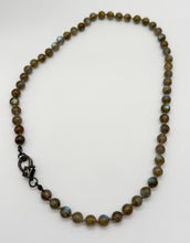 Load image into Gallery viewer, Labradorite necklace
