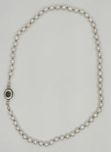 Load image into Gallery viewer, Pearl and chrome diopside necklace
