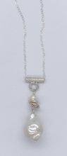 Load image into Gallery viewer, Pearl and silver necklace
