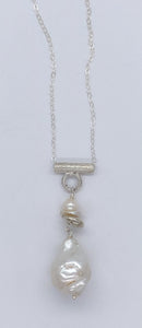 Pearl and silver necklace